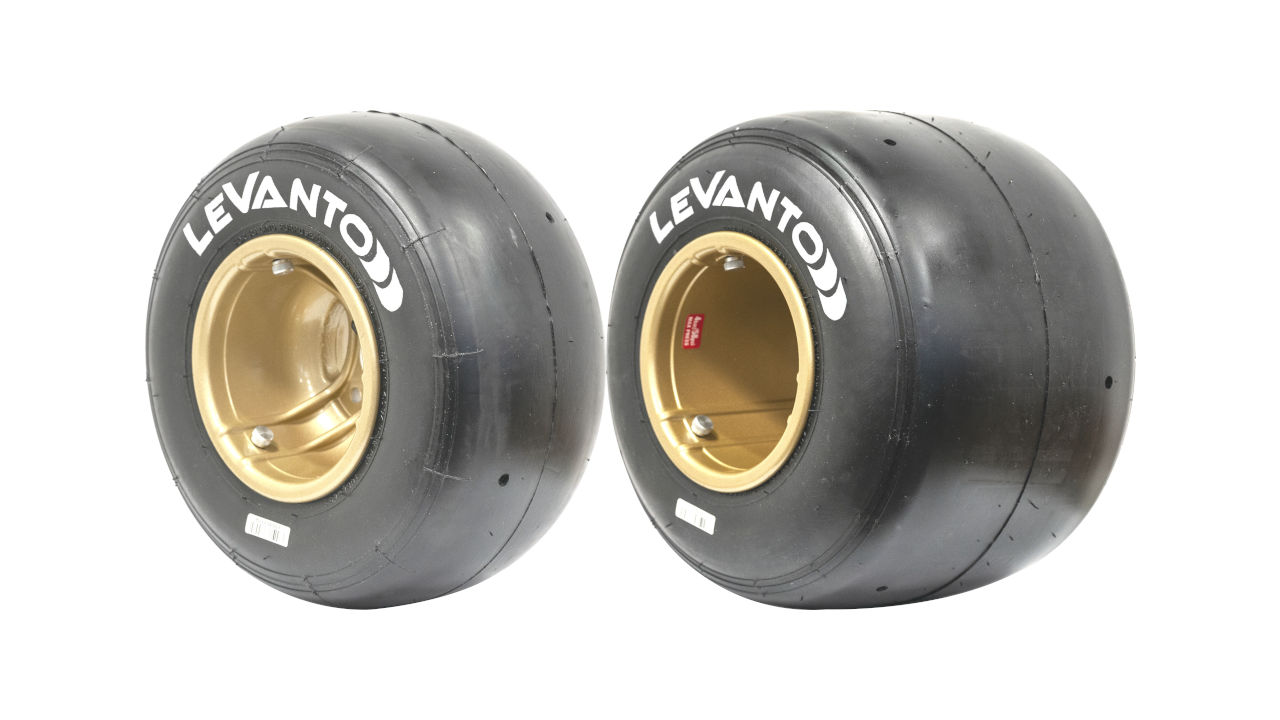LeVanto 5 SLICK kart tyre